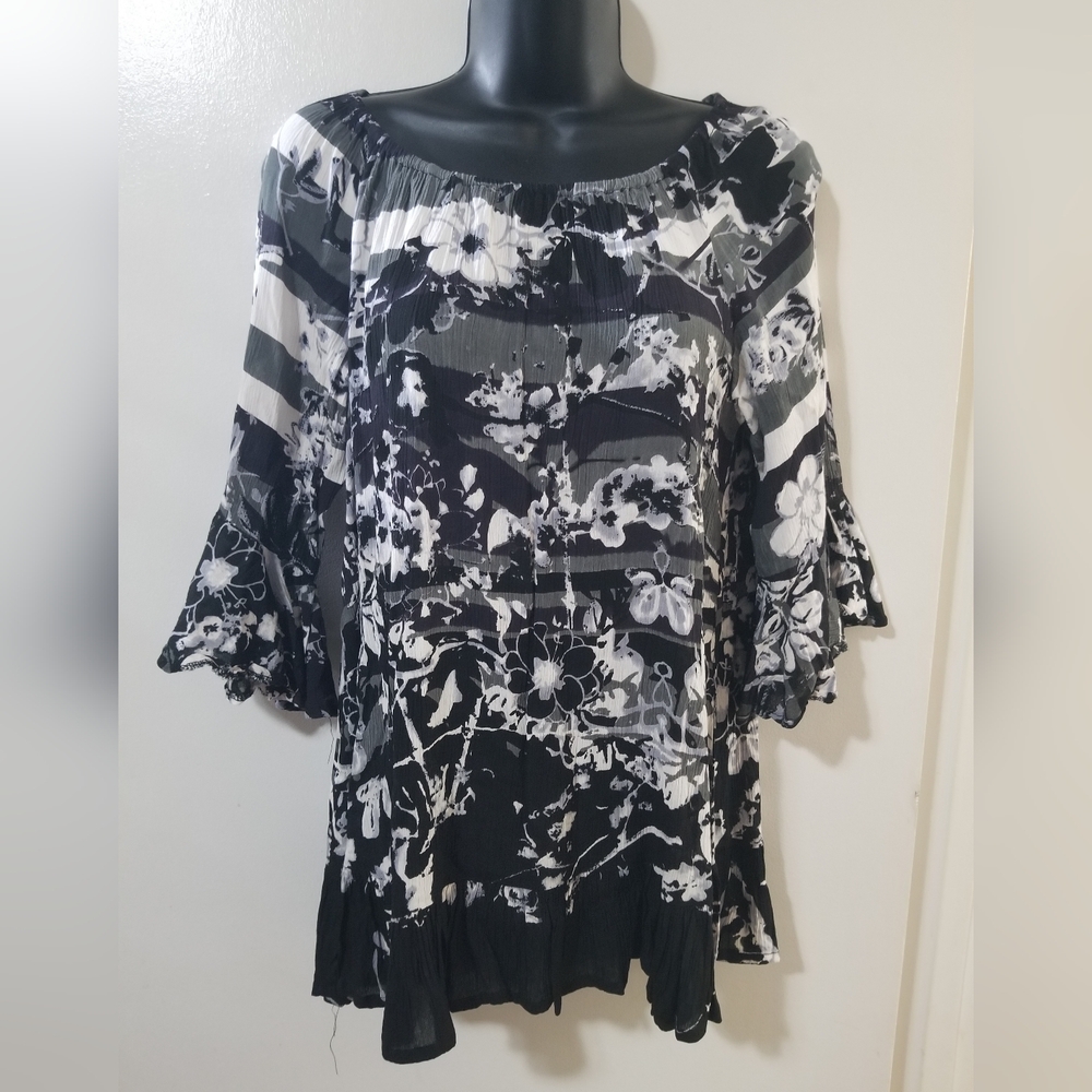 Papa Vancouver Black White Floral Pleated Hem Tunic M